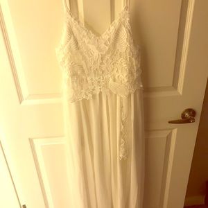 White lace dress